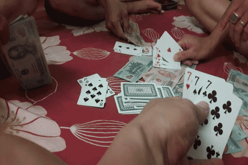 đánh bài 