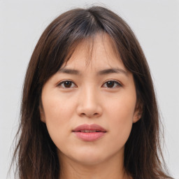 Sarah Nguyễn