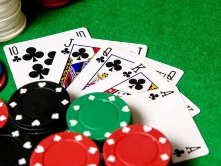 Chiến Thuật Xếp Bài Poker Nâng Cao Cho Người Chơi Việt Nam