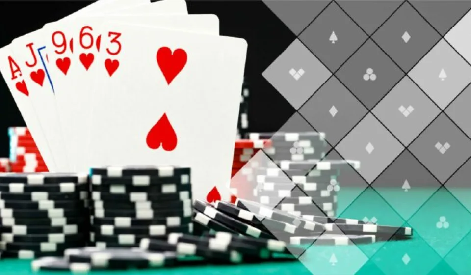 Rui-ro-khi-choi-poker-online