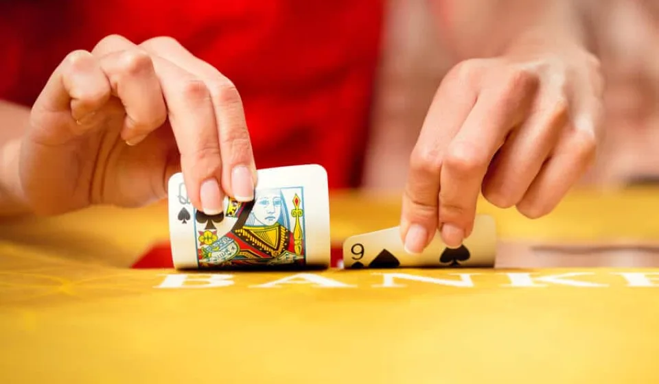 squeeze baccarat FB88